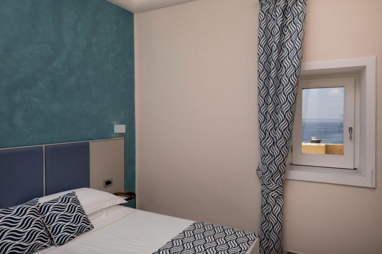Hotel L'Ariana Isole Eolie - Una Esperienze Leni Extérieur photo